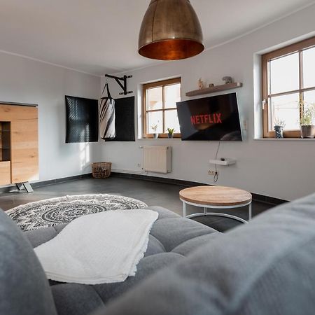 Erholung In Der Natur In Moselnahe, King Size Bett, Netflix, Waschmaschine, Trockner Bengel Экстерьер фото